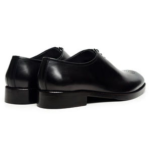 Medallion Toe Oxford - Black