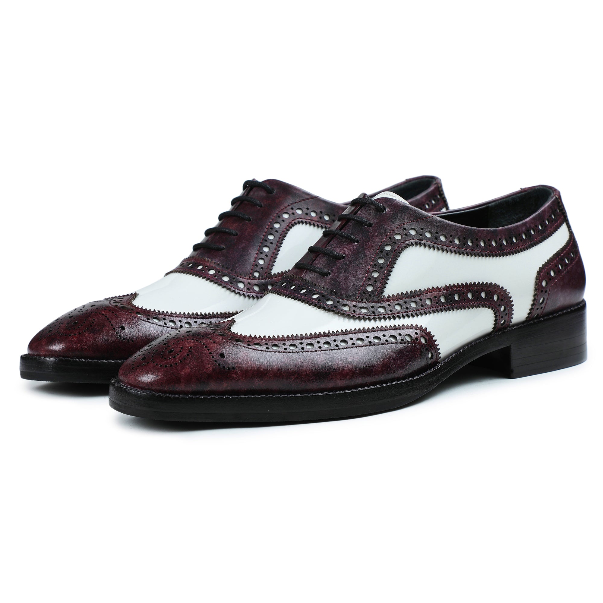 Spectator Wingtip Oxford Shoe - Purple & White