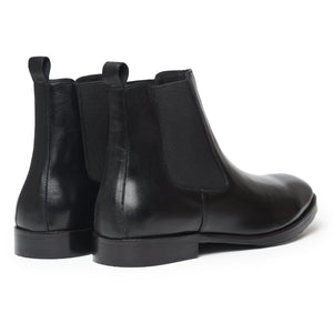 Classic Chelsea Boots- Black
