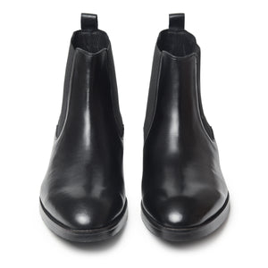 Classic Chelsea Boots- Black
